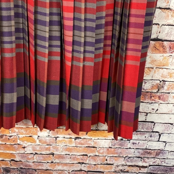 Vintage Wool Tartan Scottish Plaid Pleated Red and Purple Midi Skirt Sz S - Picture 6 of 14